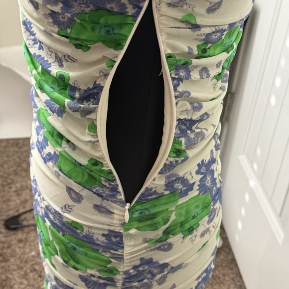 NWT Ganni Womens Short Sleeve Floral Ruched Mini Dress Size Sz34 (2) - Picture 4 of 8